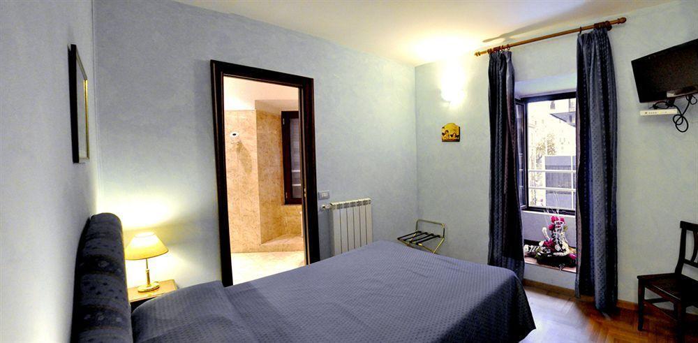 Boncompagni Affittacamere 3*